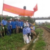 CB.CVN, ĐVTN tích cực tham gia làm vệ sinh môi trường Đường sắt