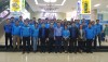 Đoàn Khối DNTW tặng quà Đội TNTN phục vụ hành khách tại Ga Hà Nội