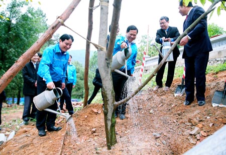 Trung ương Đoàn phát động Tết trồng cây bảo vệ môi trường