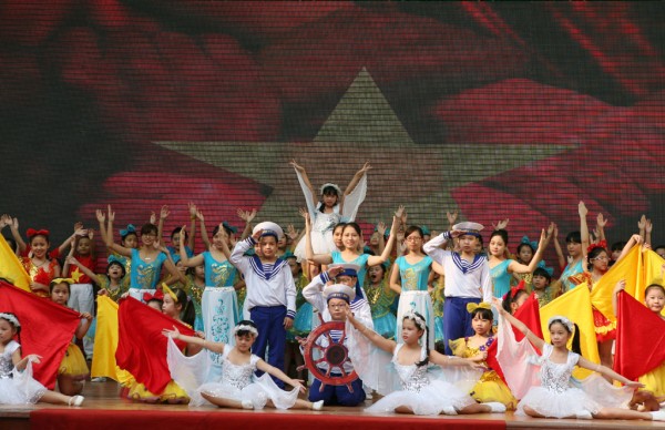 Phát động cuộc thi “Chinh phục vũ môn” toàn quốc lần thứ I năm học 2014 - 2015